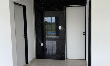 Casa quinta en venta de 1570m2 ubicado en Laguna de Lobos