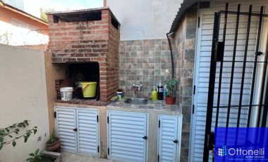 Dúplex en venta de 2 dormitorios c/ cochera en Costa Azul