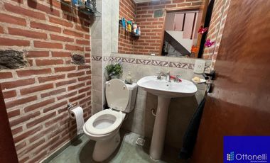 Dúplex en venta de 2 dormitorios c/ cochera en Costa Azul