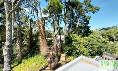 Moderna propiedad en venta en Sierra de los Padres. Gas Natural.