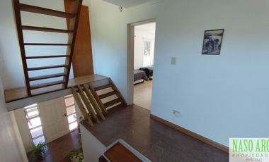 Moderna propiedad en venta en Sierra de los Padres. Gas Natural.