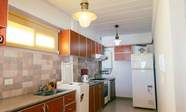 Departamento en venta de 2 dormitorios c/ cochera en Monte Hermoso