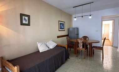 VENTA departamento Plaza Mitre 2 ambientes