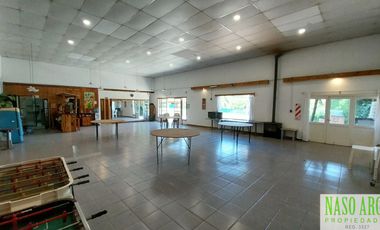 Casa quinta/Salón para eventos en venta La Peregrina. Km. 19 a 500 mts. Ruta 226