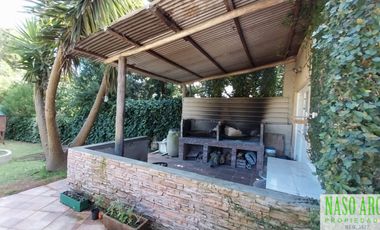 Casa quinta/Salón para eventos en venta La Peregrina. Km. 19 a 500 mts. Ruta 226