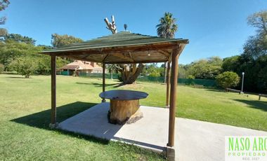 Casa quinta/Salón para eventos en venta La Peregrina. Km. 19 a 500 mts. Ruta 226