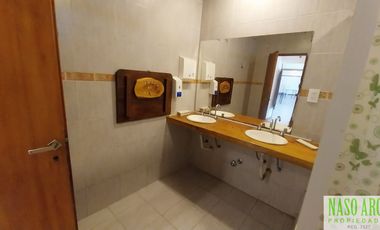 Casa quinta/Salón para eventos en venta La Peregrina. Km. 19 a 500 mts. Ruta 226