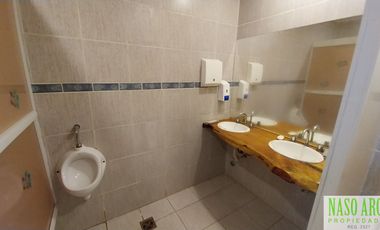 Casa quinta/Salón para eventos en venta La Peregrina. Km. 19 a 500 mts. Ruta 226