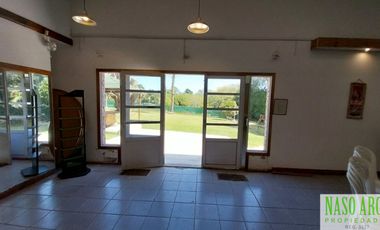 Casa quinta/Salón para eventos en venta La Peregrina. Km. 19 a 500 mts. Ruta 226