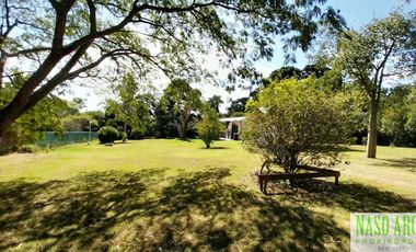 Casa quinta/Salón para eventos en venta La Peregrina. Km. 19 a 500 mts. Ruta 226