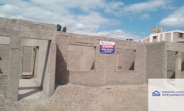 Departamento en venta de 2 dormitorios c/ cochera en Luzuriaga