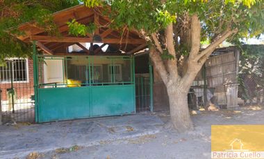 Casa en venta de 2 dormitorios en Cinco Saltos