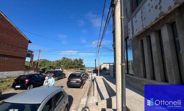 Dúplex en venta de 3 dormitorios c/ cochera en Costa Azul