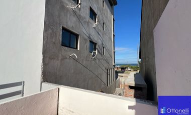 Dúplex en venta de 3 dormitorios c/ cochera en Costa Azul