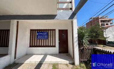 Dúplex en venta de 2 dormitorios c/ cochera en Costa Azul