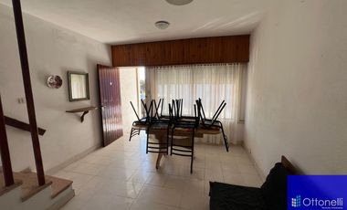 Dúplex en venta de 2 dormitorios c/ cochera en Costa Azul