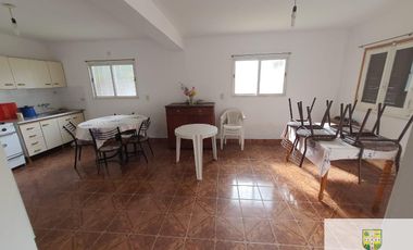 Venta de Casa en Mariano Moreno 260 en Villa Cura Brochero K132CB