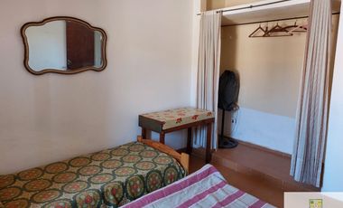 Venta de Casa en Mariano Moreno 260 en Villa Cura Brochero K132CB