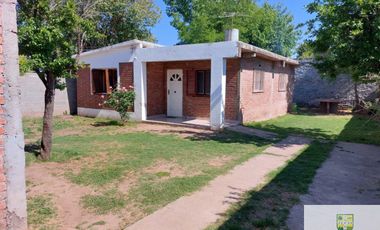 Venta de Casa en Mariano Moreno 260 en Villa Cura Brochero K132CB