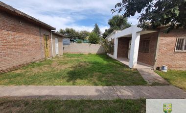 Venta de Casa en Mariano Moreno 260 en Villa Cura Brochero K132CB