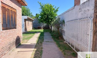 Venta de Casa en Mariano Moreno 260 en Villa Cura Brochero K132CB