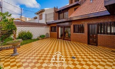 VENTA APTO CRÉDITO Chalet San José Mar del Plata 4 ambientes con garaje y patio