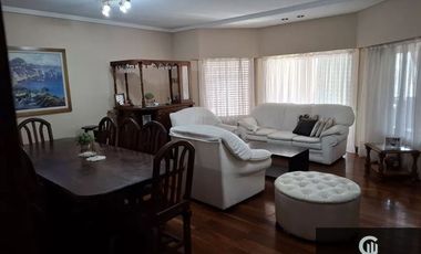 Casa en venta de 4 dormitorios c/ cochera en Ituzaingó Norte