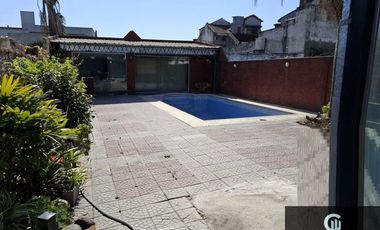 Casa en venta de 4 dormitorios c/ cochera en Ituzaingó Norte