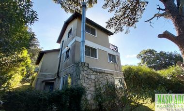 Chalet RETASADO en venta en Sierra de los Padres. Zona Capilla