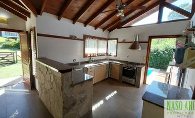 Chalet RETASADO en venta en Sierra de los Padres. Zona Capilla