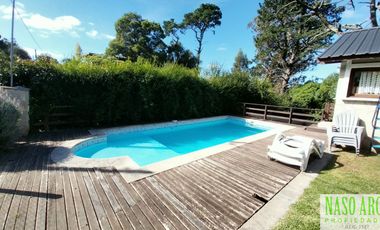 Chalet RETASADO en venta en Sierra de los Padres. Zona Capilla