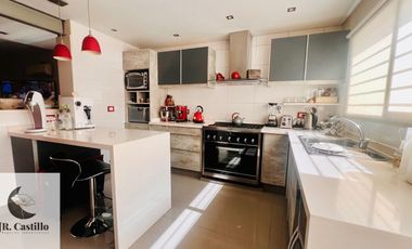 Casa venta 5 Ambientes Merlo