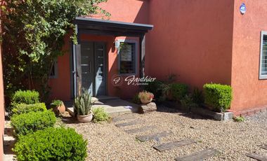 Casa en venta de 2 dormitorios c/ cochera en Zárate