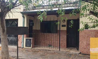 Casa en venta de 2 dormitorios en Cinco Saltos
