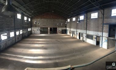 Galpón en alquiler de 4200m2 ubicado en Centro