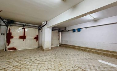 Departamento en venta de 4 dormitorios c/ cochera en Naposta