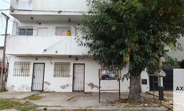 4 E/ 126 y 127-Depto en P.B. 1 dormitorio con patio en Berisso, Zona U.T.N.