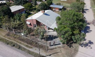 Casa en venta de 3 dormitorios c/ cochera en Campo Quijano