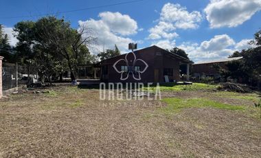 Casa en venta de 3 dormitorios c/ cochera en Campo Quijano