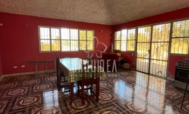 Casa en venta de 3 dormitorios c/ cochera en Campo Quijano