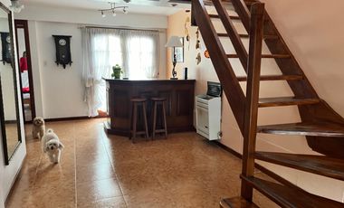 Chalet en venta de 5 dormitorios c/ cochera en General Roca