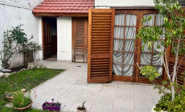 Chalet en venta de 5 dormitorios c/ cochera en General Roca