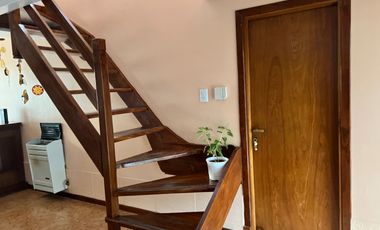 Chalet en venta de 5 dormitorios c/ cochera en General Roca