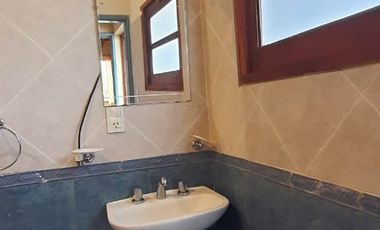 Venta de duplex con pileta en Mina Clavero N043MC