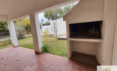 Venta de Casa + 2 Cabañas en Villa Cura Brochero K134CB