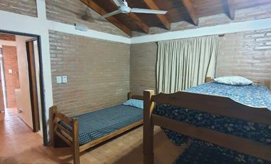Venta de Casa + 2 Cabañas en Villa Cura Brochero K134CB