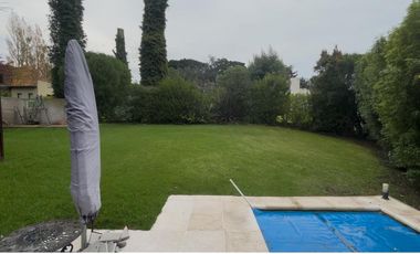 Venta soñado Chalet con piscina en Sierra de Los Padres