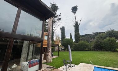 Venta soñado Chalet con piscina en Sierra de Los Padres