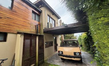 Venta soñado Chalet con piscina en Sierra de Los Padres