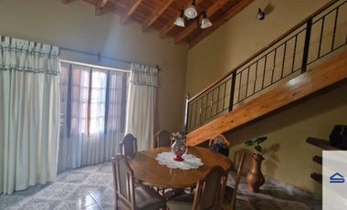 Casa en venta de 4 dormitorios c/ cochera en Maipú